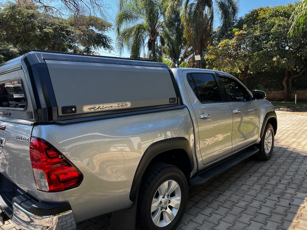 Toyota Hilux Raider