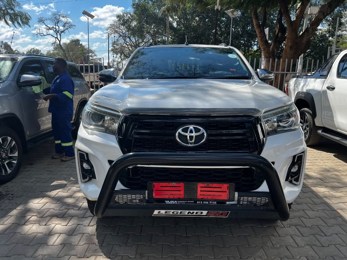 Toyota Hilux Legend 50